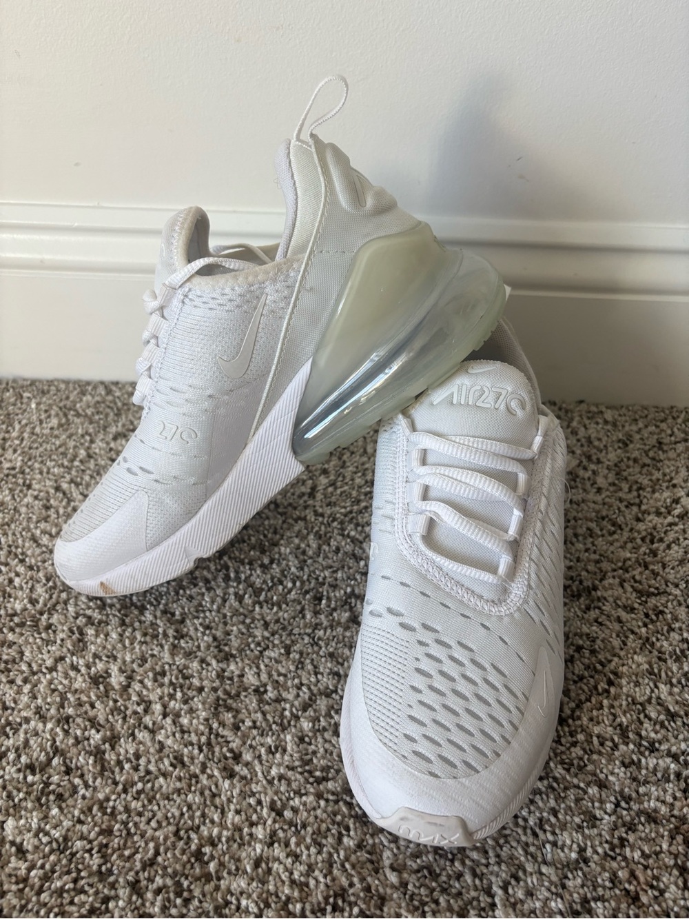 Nike Air Max 270 White US 5Y Sneakers